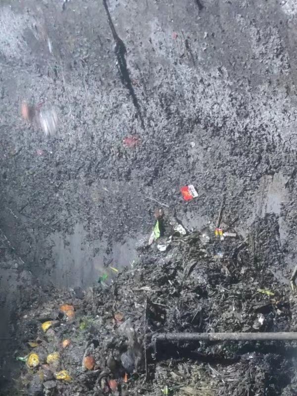 冷水江污水池清理